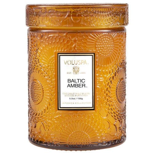 נר ריחני בצנצנת זכוכית 156 גרם - Baltic Amber VOLUSPA