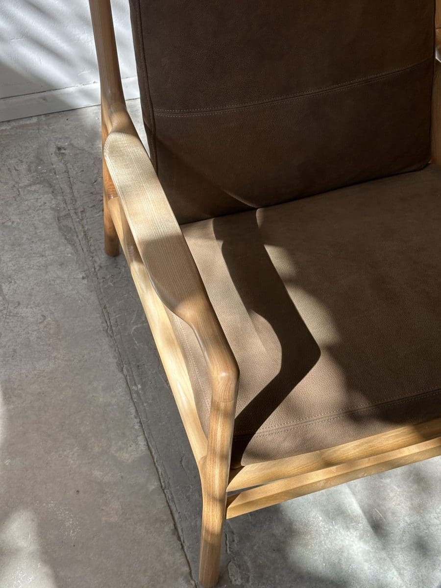 כורסא STRIPES עור נובוק – תמונה 3